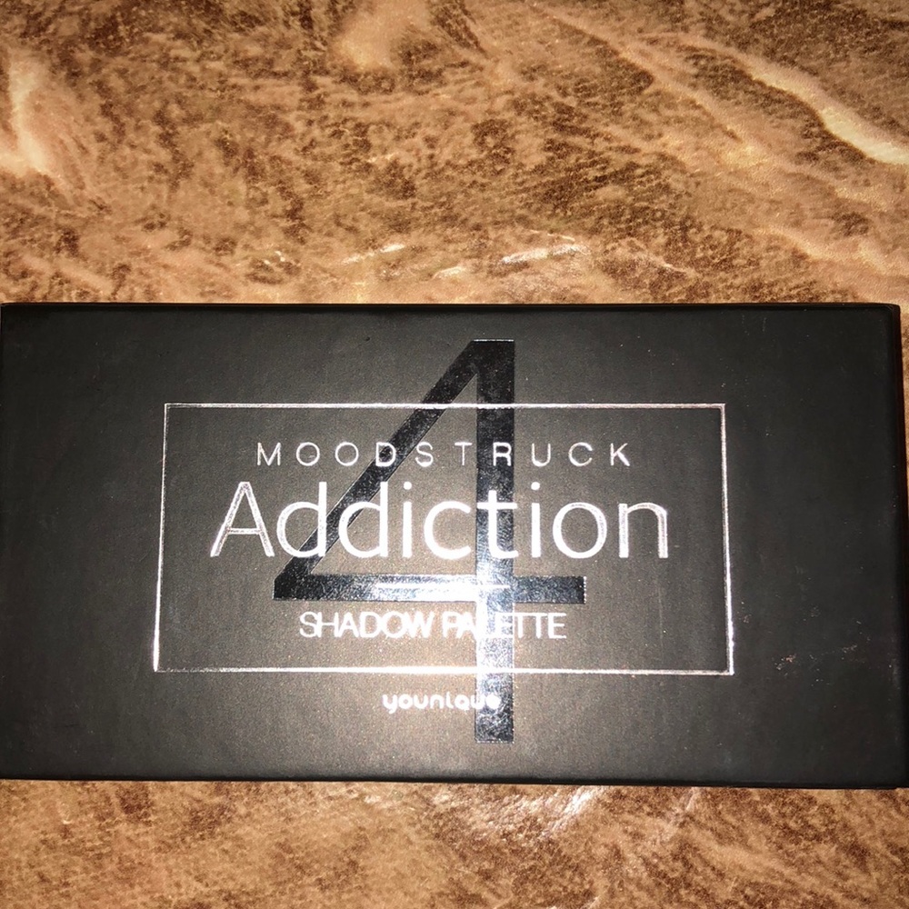 🌸Younique Palette 4🌸